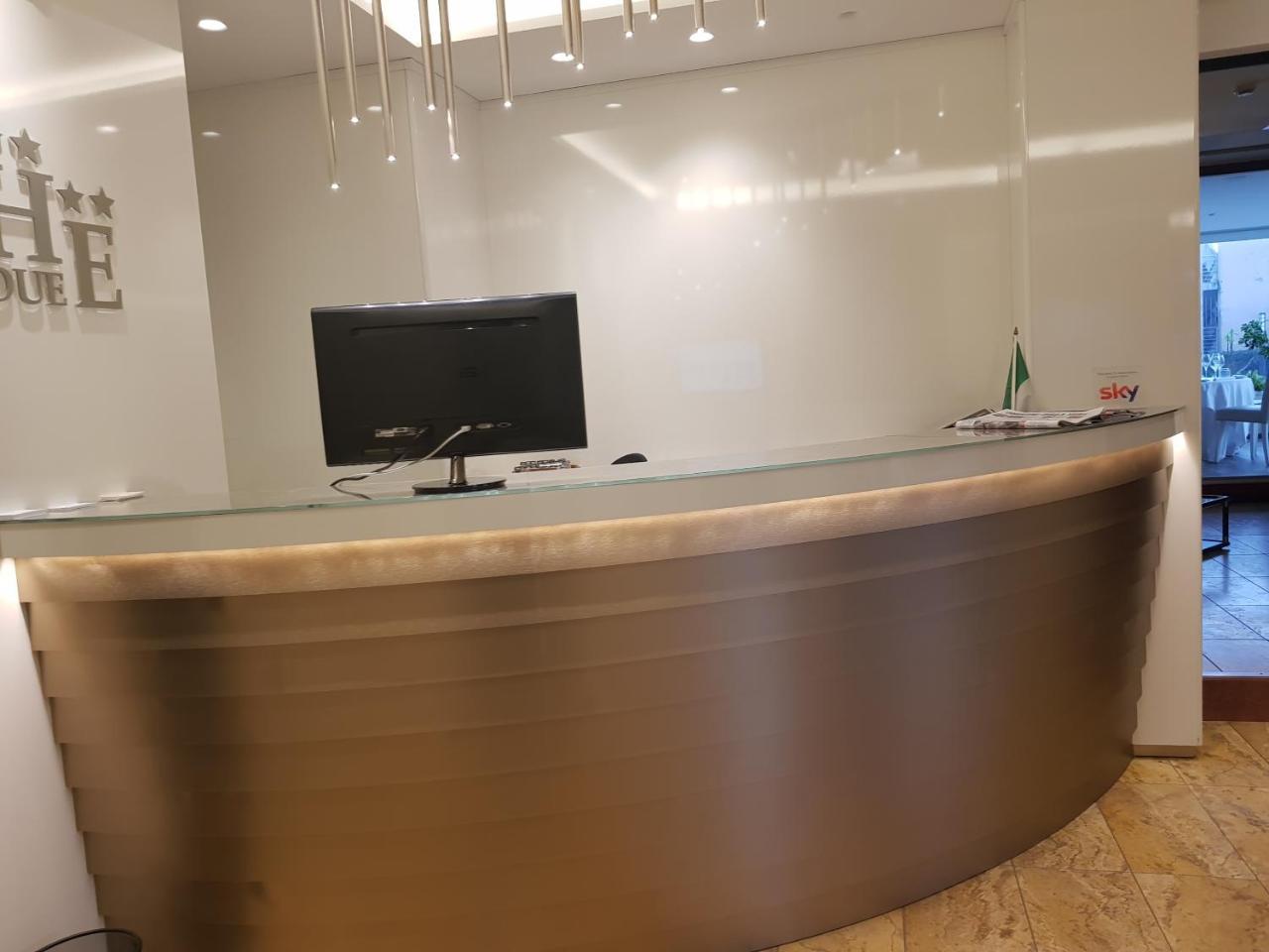 Hotel Elisabeth Due فانو المظهر الخارجي الصورة